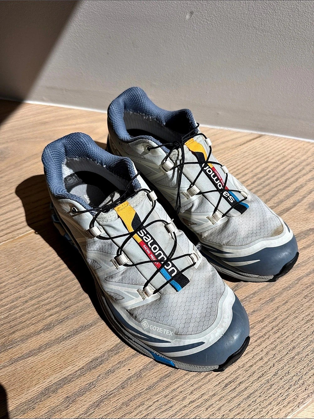 Salomon XT 6 Goretex Trail Athletic Shoes US Women’s 8 Aritzia’s Gray & Blue